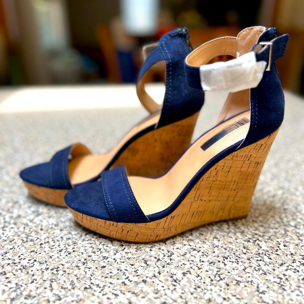 INC wedges